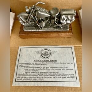 Harley-Davidson 1942 XA Traveling Museum Replica (New)
